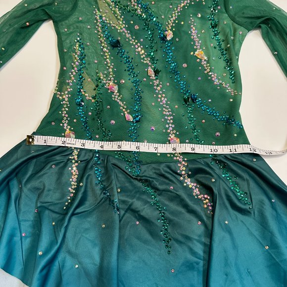 New Figure Skating Dress Size 10 (5~8T) with Hair Scrunchies (120~130cm) - Picture 11 of 12